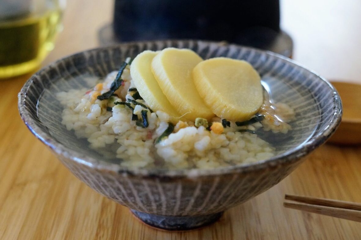 お茶漬けと沢庵